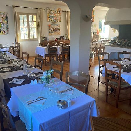 Human Hotel Restaurant Park Вількроз Екстер'єр фото